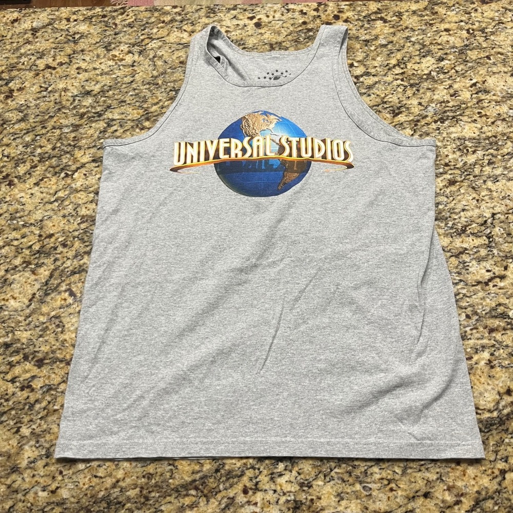 Universal Studios Mens Graphic Tank Top XL Gray Globe Logo Sleeveless Shirt